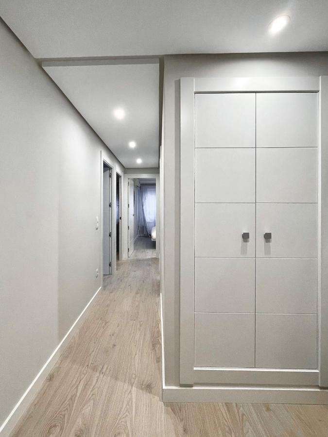 Vtz El Balcon De Plaza Sas Apartment Zaragoza Luaran gambar